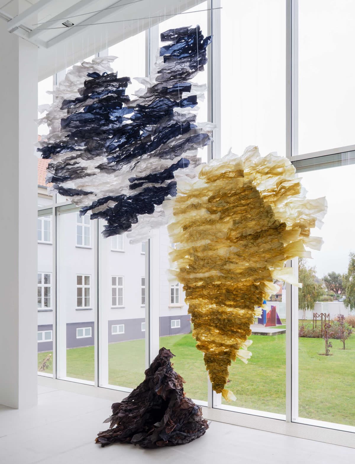 A Glimpse of Nature by Sarah Busk & Mari Børlund
