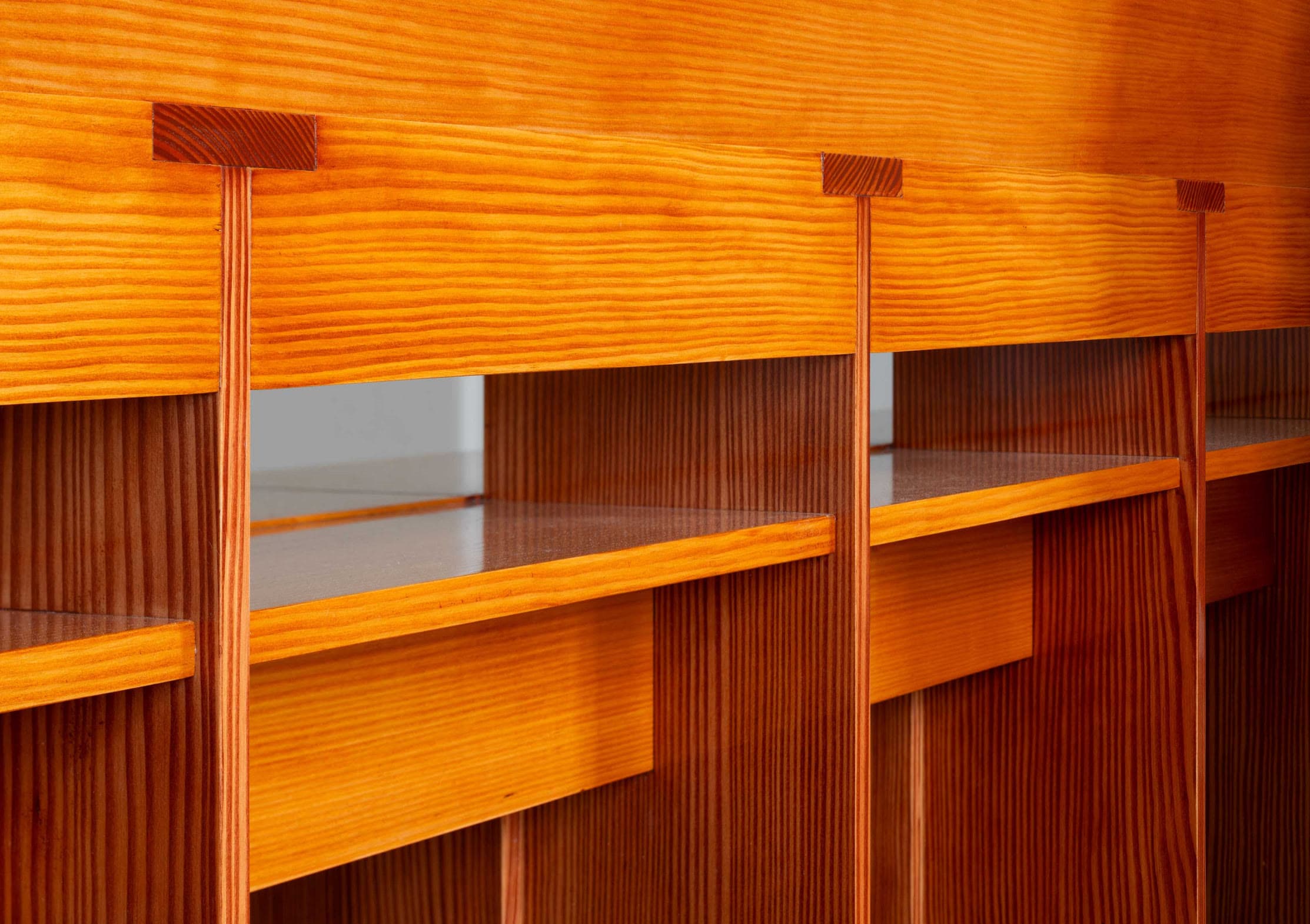 PLATFORM by Thomas Woltmann